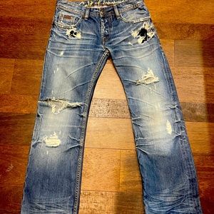 Size 29/30 cult of individulaity distressed rockstar jeans